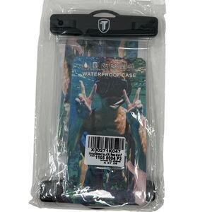 Universal Waterproof Phone Case Up to 6.5"
